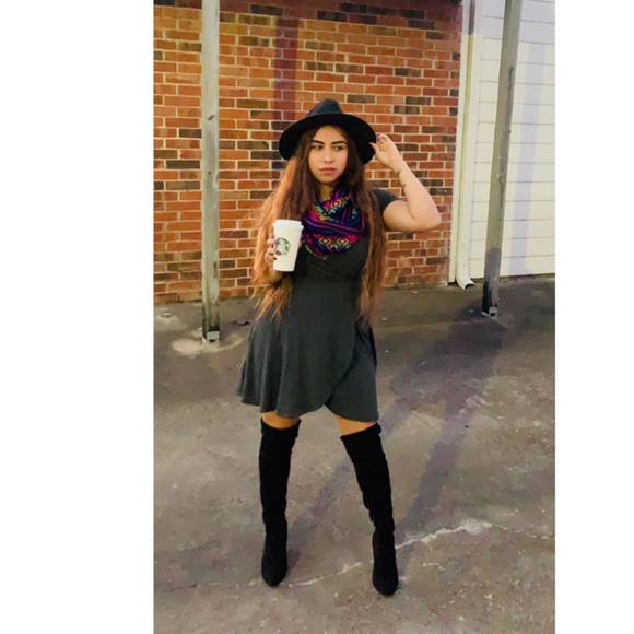 Meet your Posher, Ma - Picture 1 of 1